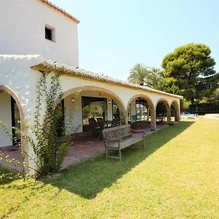 Villa Tosalet 12 *
